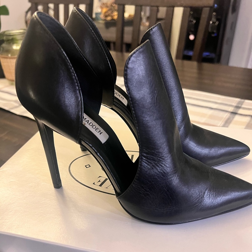 Steve Madden 4 in High Heels
